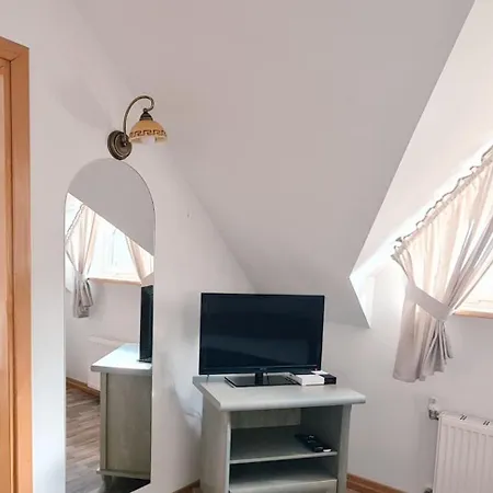 Privatunterkunft Na Skarpie