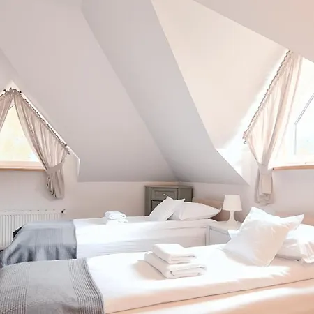 Na Skarpie בית אירוח *